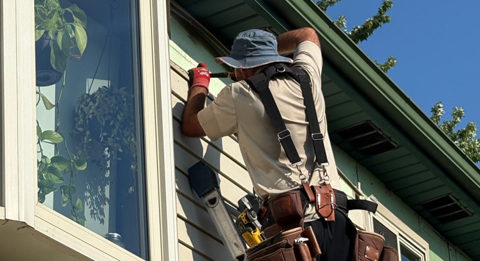 Why Bloomfield Hills Homes Are Choosing Expert Siding Installation