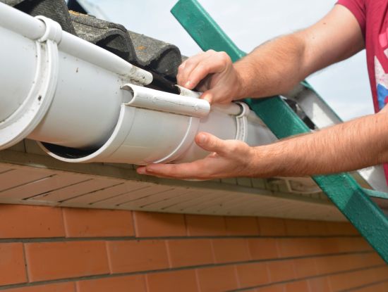 Gutter Installation & Replacement in Fenton